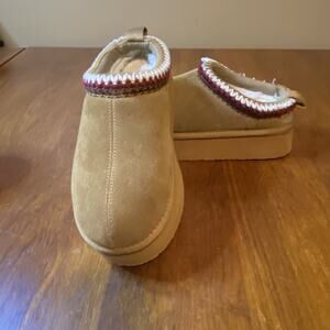 FITORY Womens Platform Slip on Suede Ankle Boots with Fleece-lined size 8